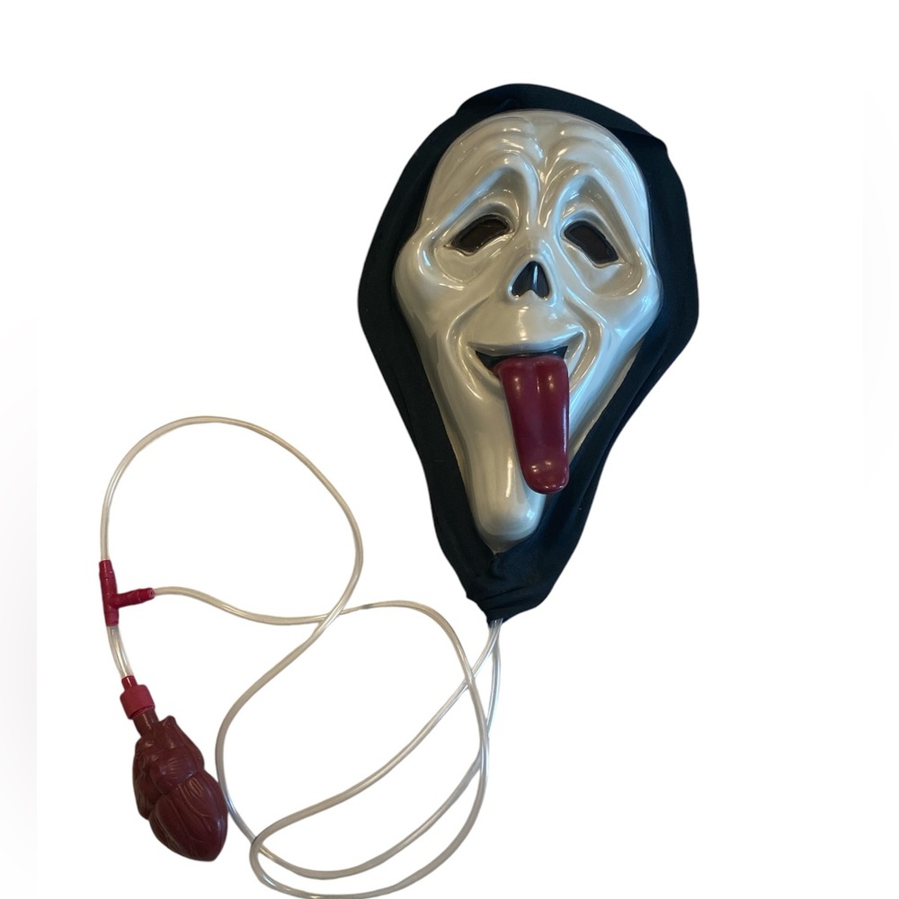 Ghost face bleeding mask 2010 fun world Halloween scary movie scream mask